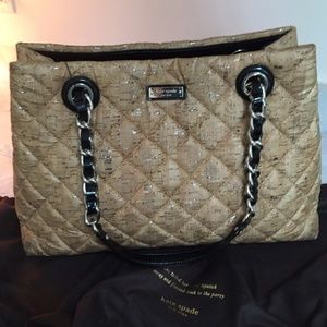 Kate Spade quilted bag w/chain strap, dustbag